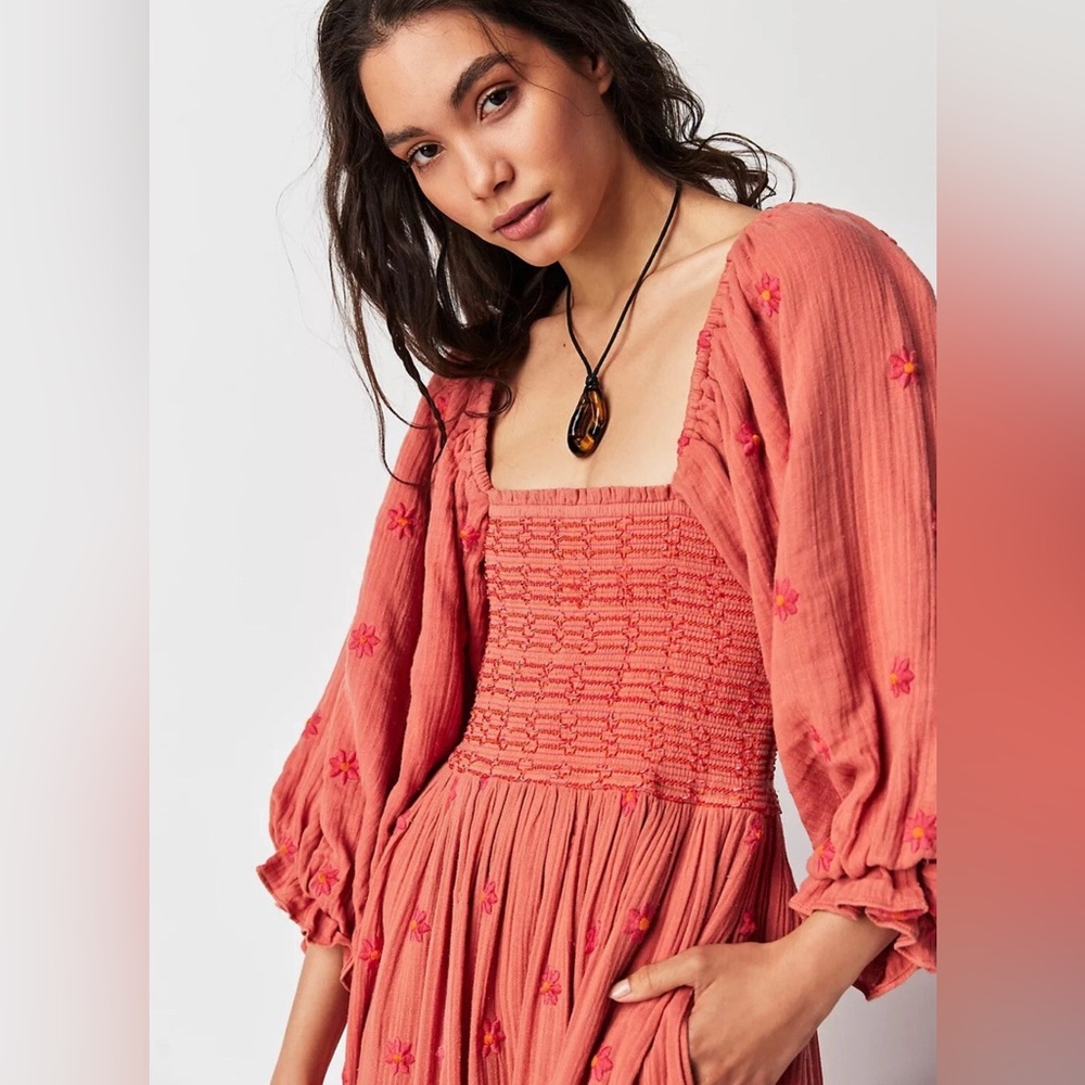 Free People Dahlia Embroidered Boho Flowy Maxi Dress in Melon Combo Size Medium - Picture 6 of 15
